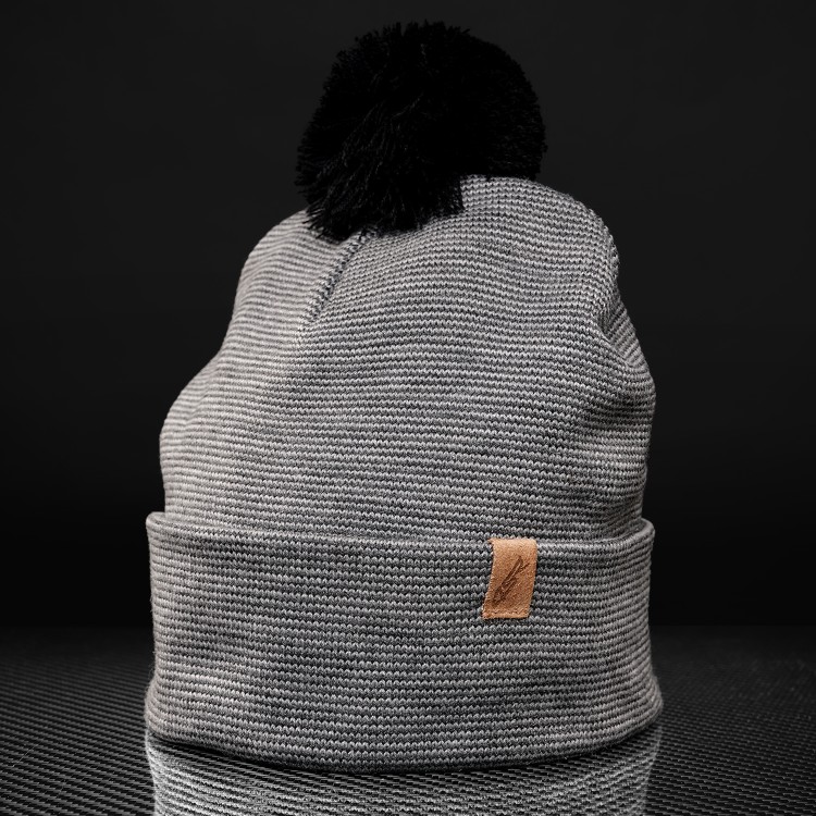 4SR Wintermütze mit Bommel