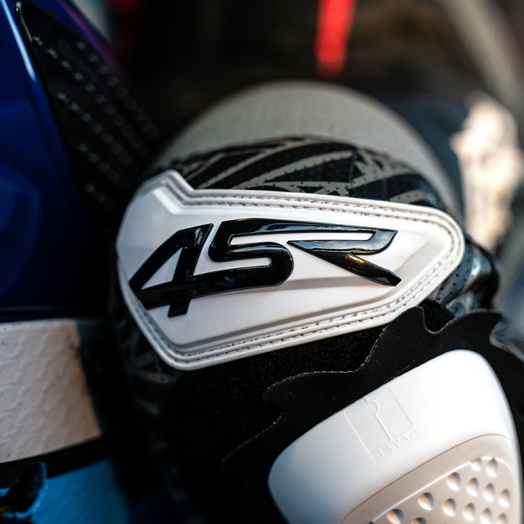 4SR Motorrad Lederkombi Racing Ultra Light AR Airbag Ready & Hannes Soomer WSSP