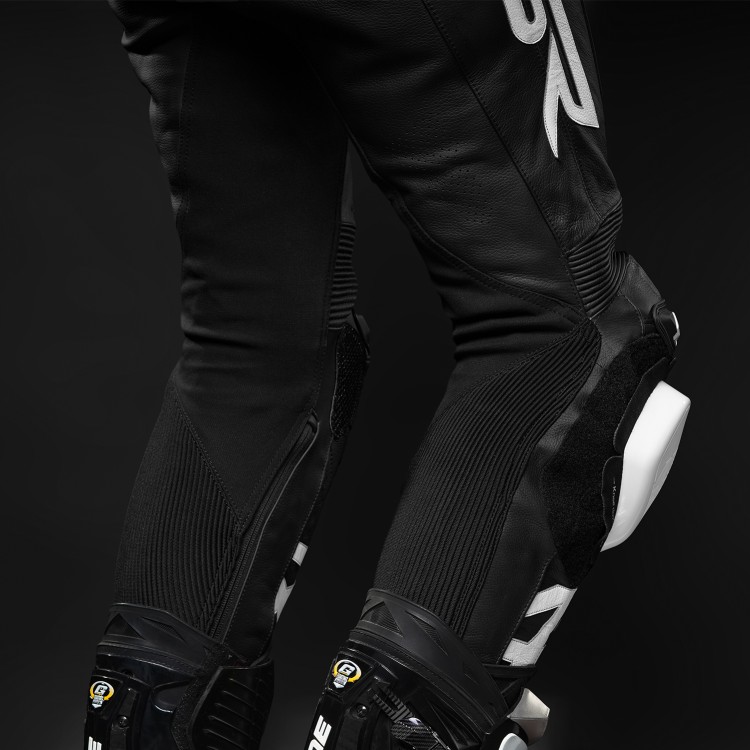 4SR Leder-Motorradhose mit Slidern TR3 Evo BW