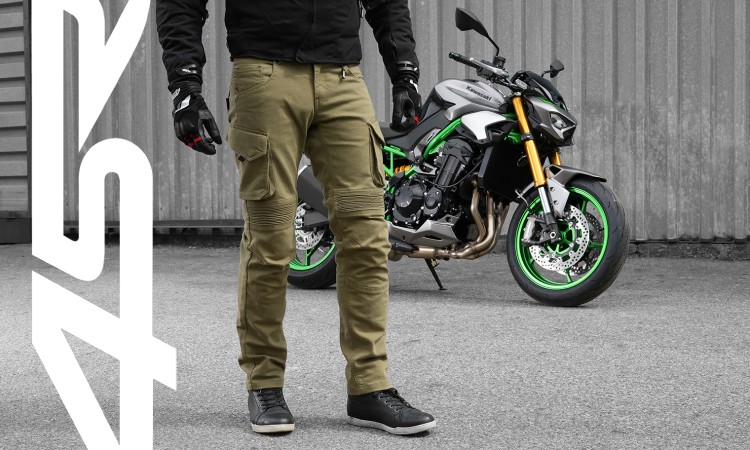 Neue Motorradjeans Tourismo